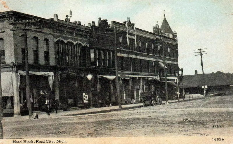 Hotel King (Osceola Hotel, Osceola Inn) - Vintage Postcard